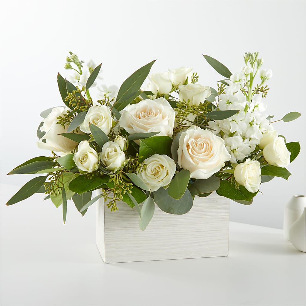 Fresh Linen Box Bouquet – Just Bloom, Elk Grove CA