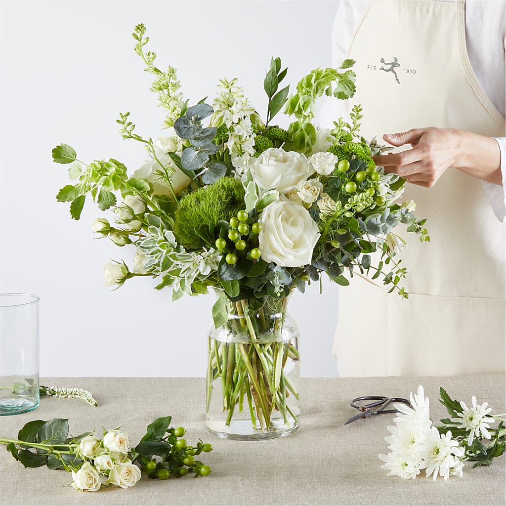 Irish Garden - A Florist Original – Just Bloom, Elk Grove CA