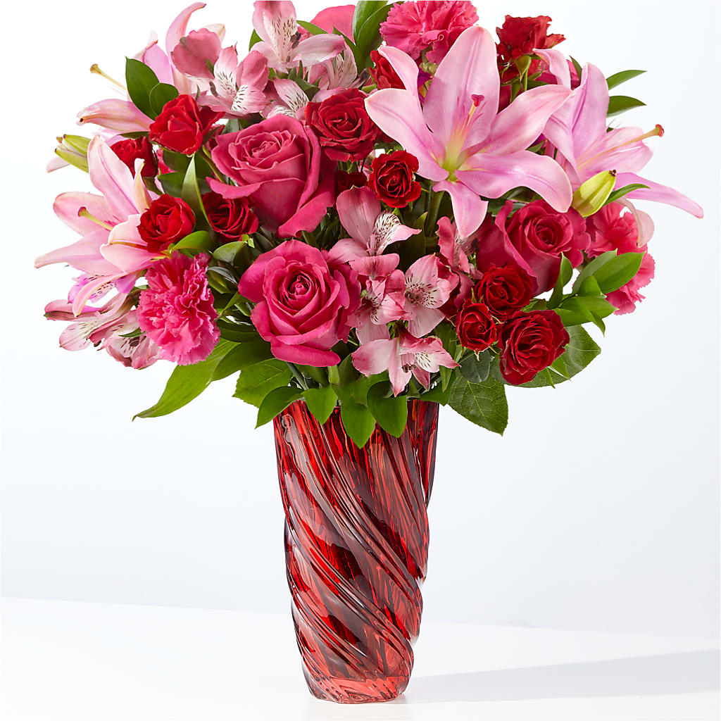In Love Bouquet with Luxe Swirl Vase – Just Bloom, Elk Grove CA