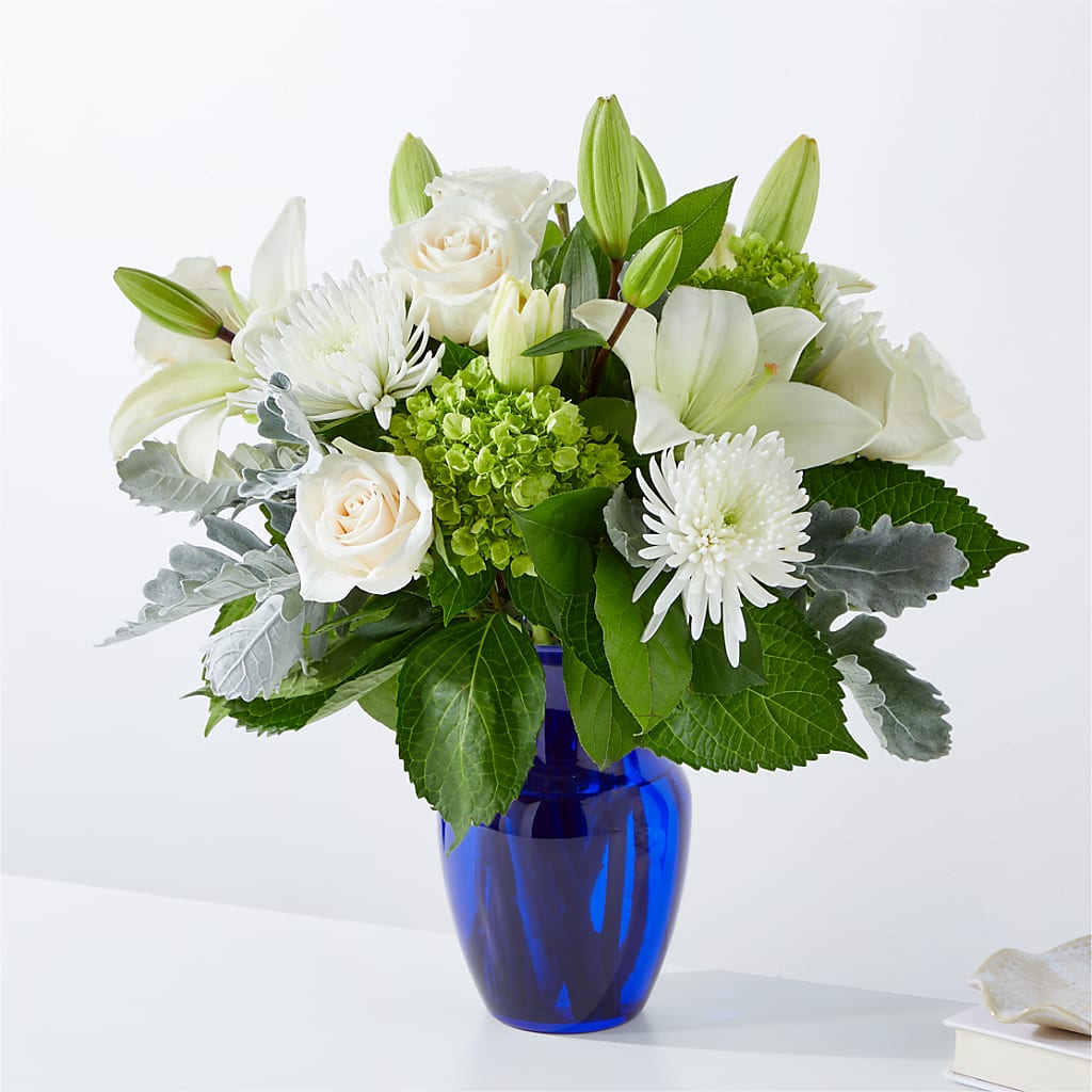 Snowy Dreams Bouquet – Just Bloom, Elk Grove CA
