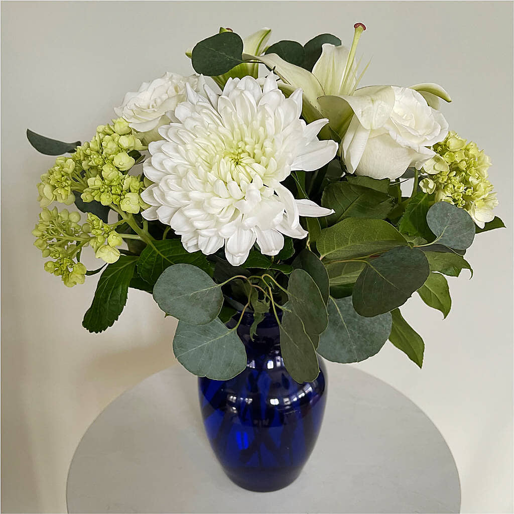 Snowy Dreams Bouquet –  Just Bloom, Elk Grove CA
