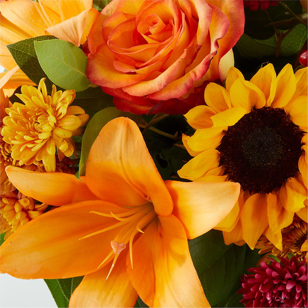 Grateful Centerpiece –  Just Bloom, Elk Grove CA