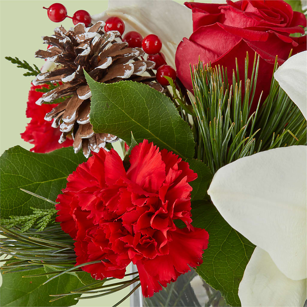 Glistening Icicles Bouquet –  Just Bloom, Elk Grove CA
