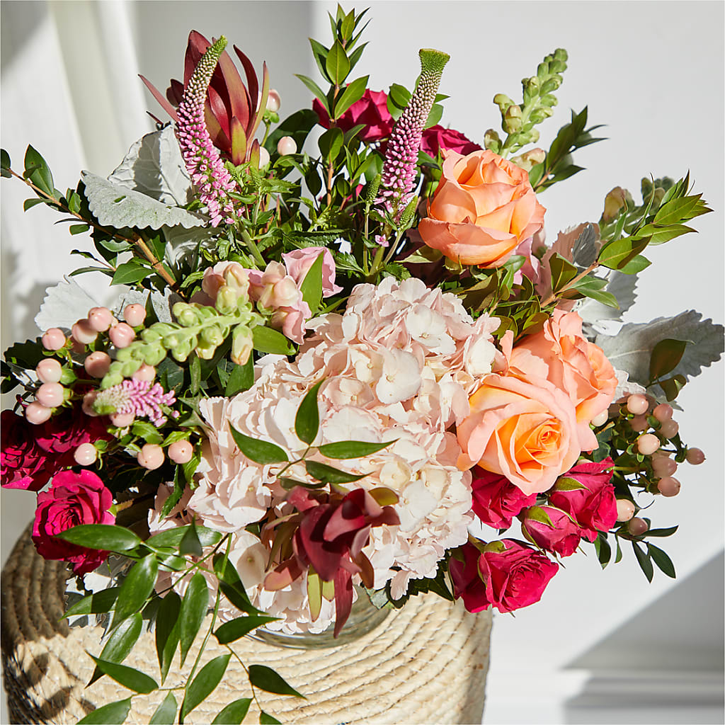 Glitz & Glam Bouquet –  Just Bloom, Elk Grove CA